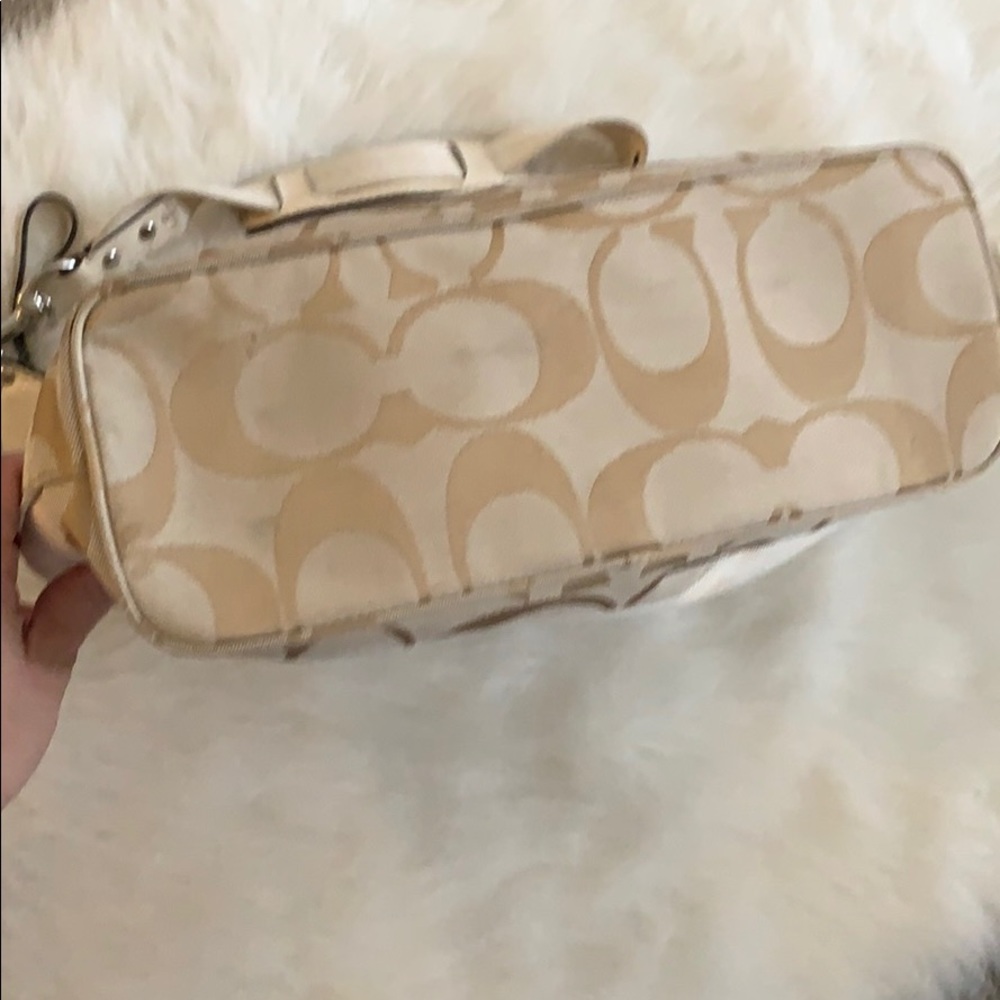 Coach | signature stripe monogram hobo bag - Picture 4 of 16